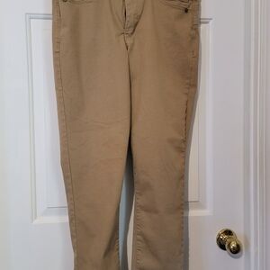 Democracy Women's Straight Leg Khaki Jeans